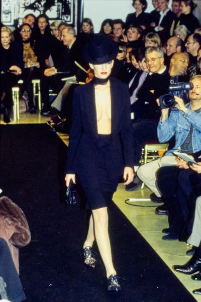 Look 10